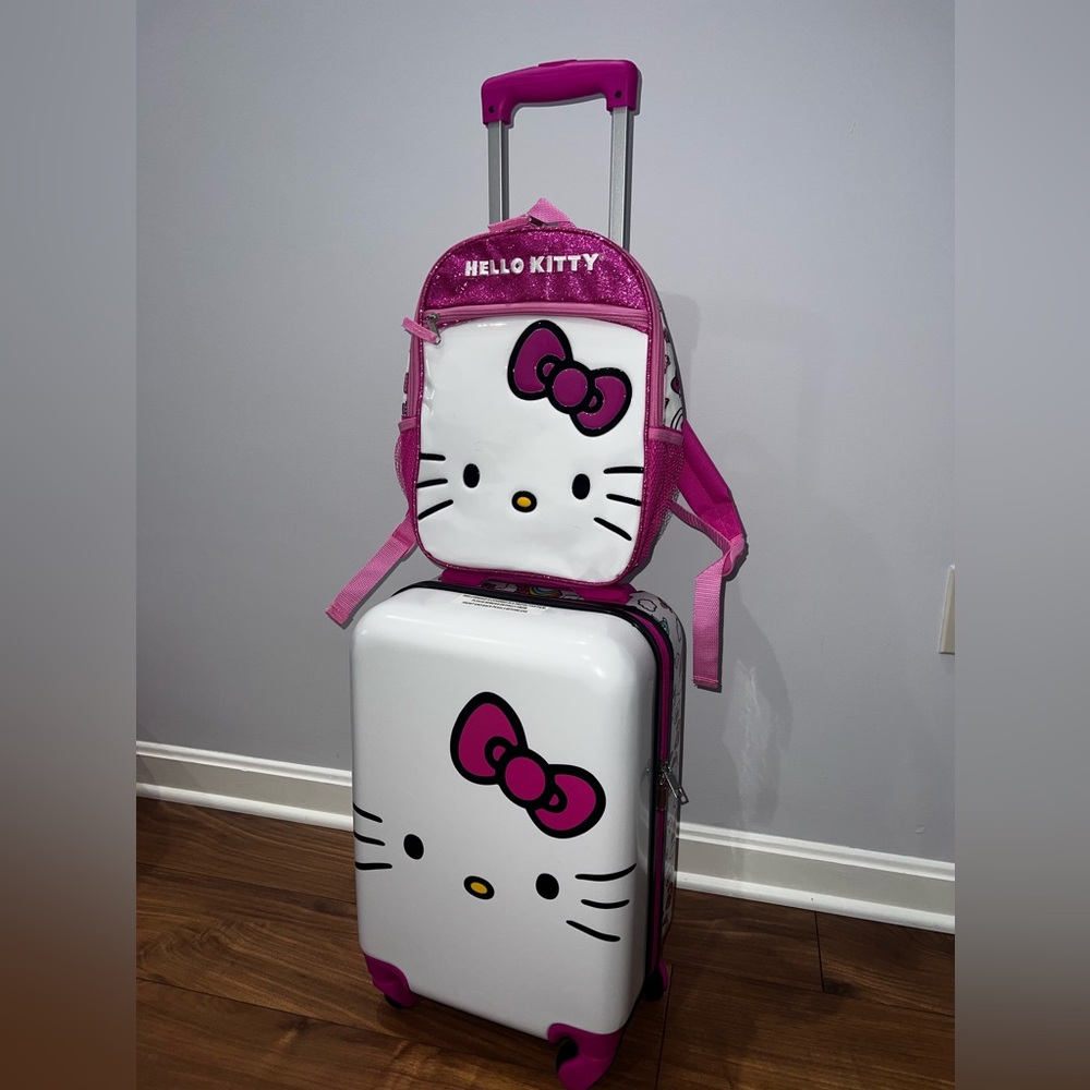 NIB Hello Kitty 2 Piece Luggage Set